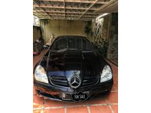 Mercedes-Benz SLK200 2005 Black on Black good condition
