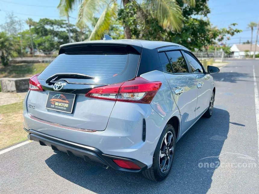 2023 Toyota YARIS Sport Hatchback