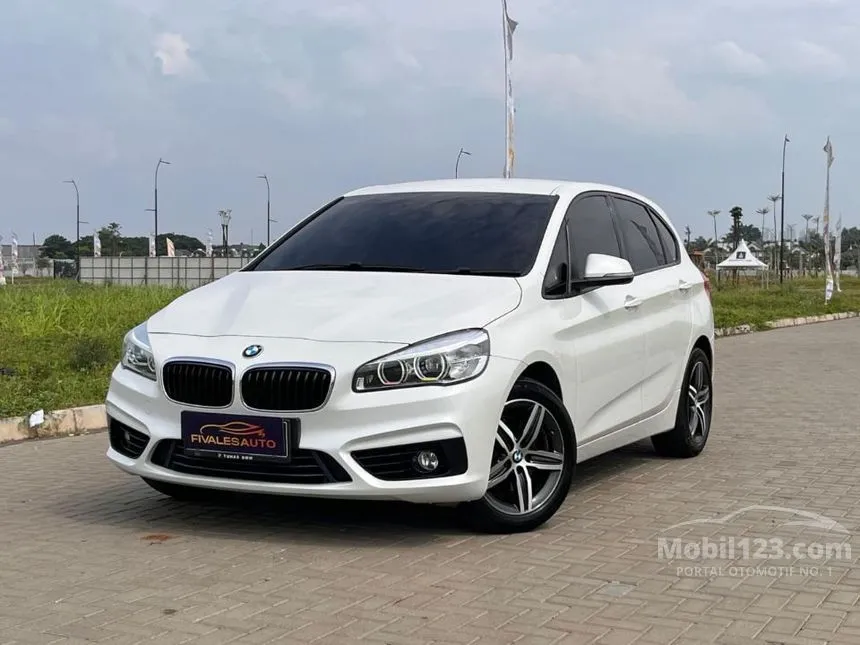 2015 BMW 218i Active Tourer Sport Hatchback