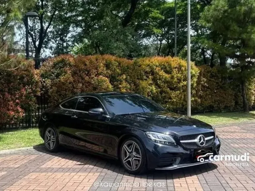 2021 Mercedes-Benz C200 AMG Line Coupe