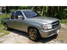 2002 Toyota Hilux Tiger 2.5 EXTRACAB E Pickup MT