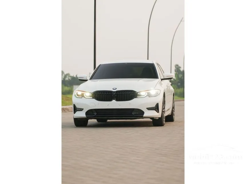 2020 BMW 320i Sport Sedan
