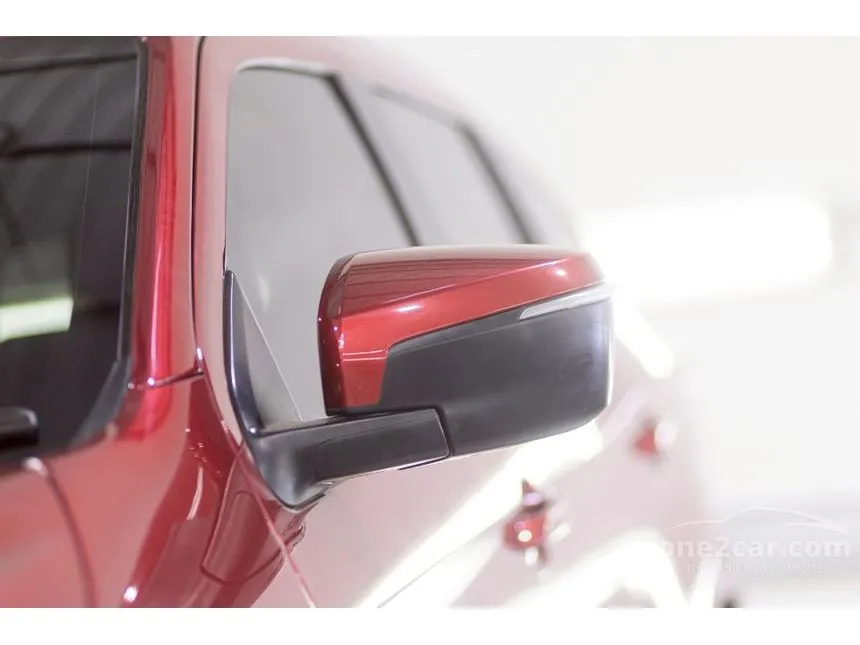 2022 Isuzu MU-X Ultimate SUV