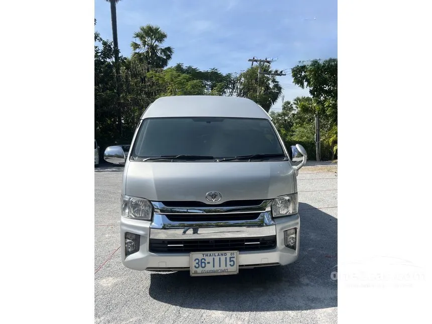 2013 Toyota HIACE D4D Van