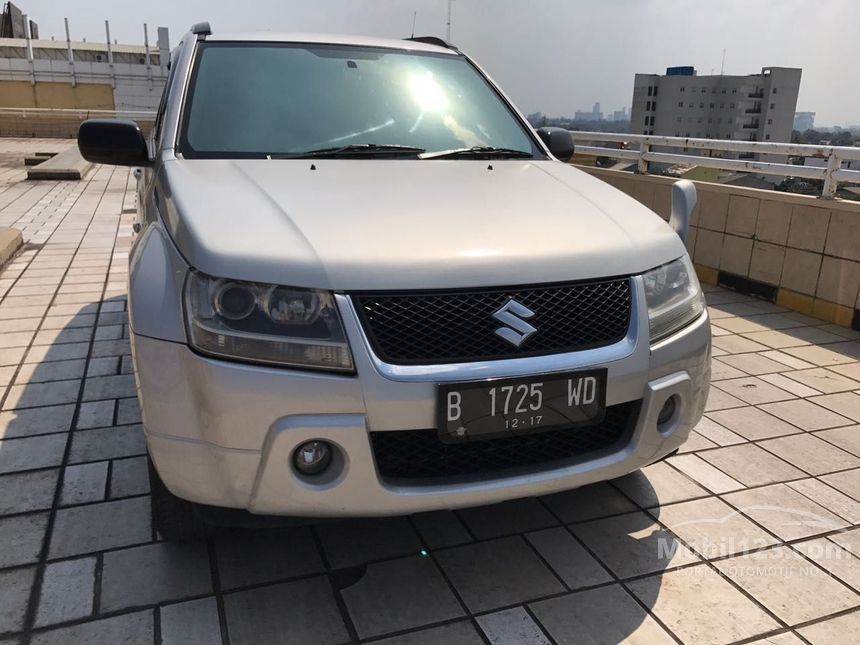 Jual Mobil  Suzuki  Grand  Vitara  2007  JLX 2 0 di Banten 