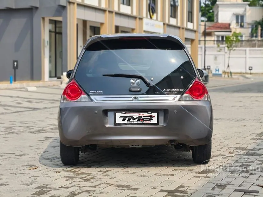 2016 Honda Brio Satya E Hatchback