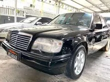 1994 Mercedes-Benz E320 3.2 3.2 Automatic Sedan