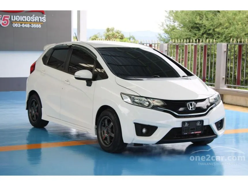 2014 Honda JAZZ SV Hatchback