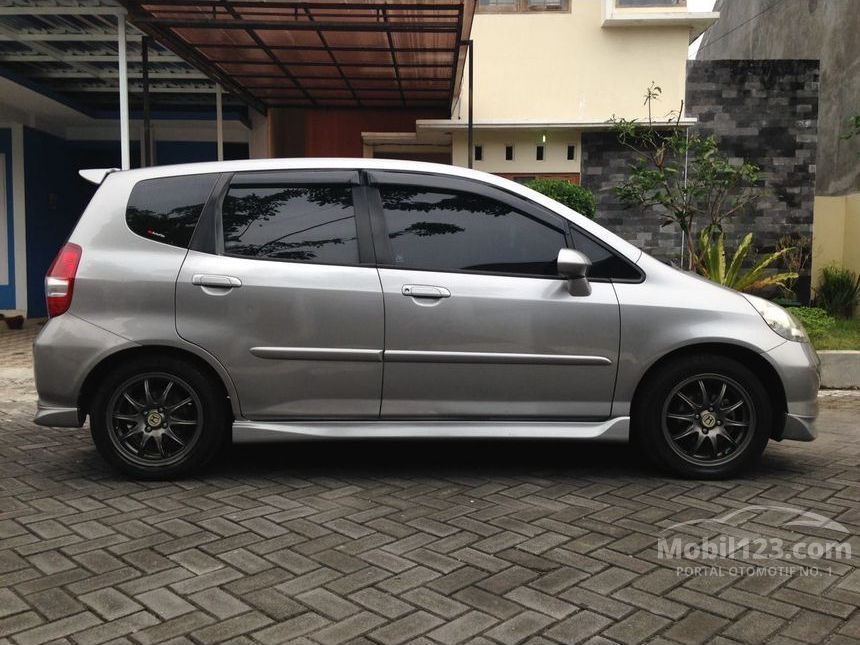 Jual Mobil  Honda Jazz  2005  VTEC  1 5 di Yogyakarta 