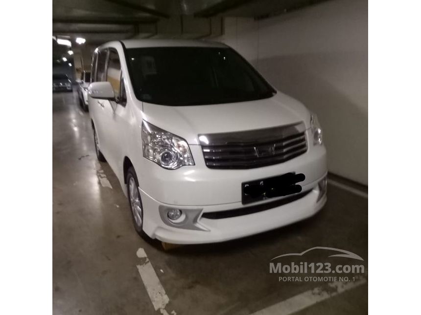 Jual Mobil Toyota NAV1 2017 V Limited 2.0 di DKI Jakarta Jual Mobil Toyota NAV1 2017 V Limited 2.0 di DKI Jakarta