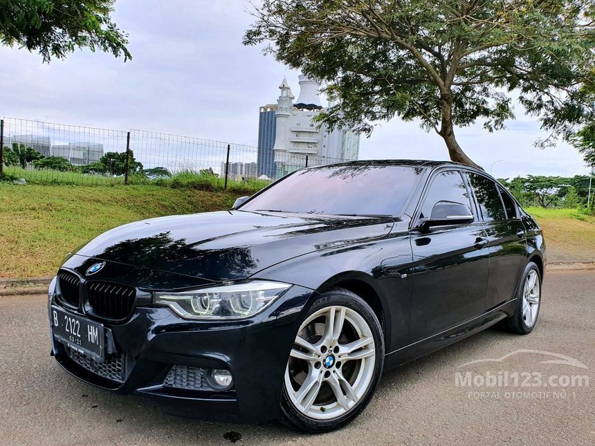 Jual Mobil BMW 320i 2016 M Sport 2.0 di DKI Jakarta Automatic Sedan ...