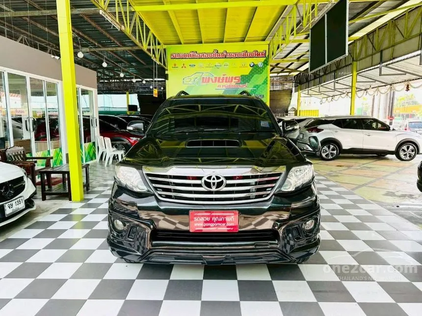 2012 Toyota FORTUNER V SUV