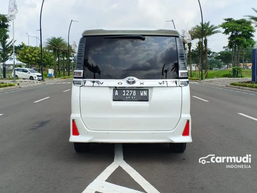 2019 Toyota Voxy MPV