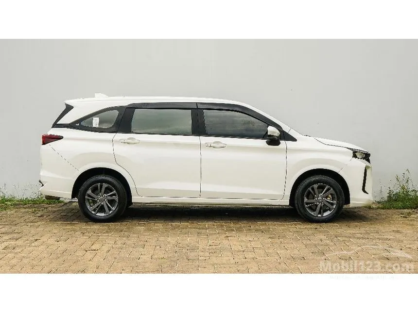 2022 Daihatsu Xenia R MPV