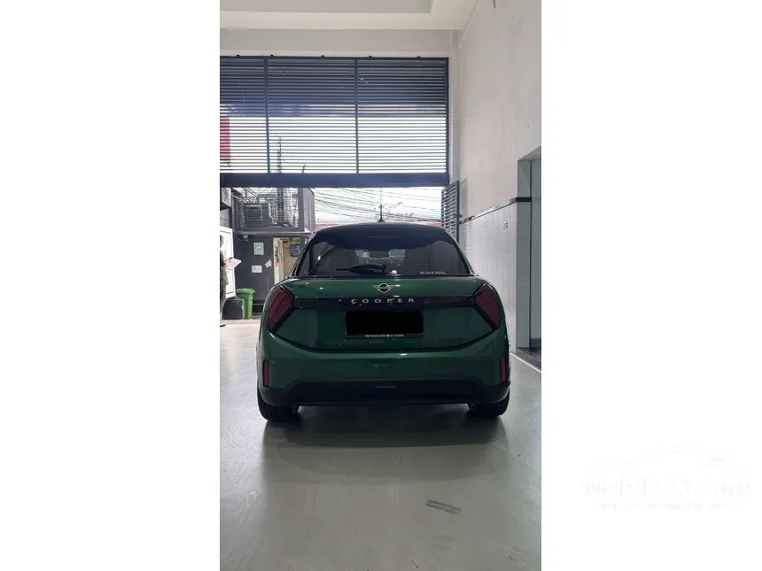 2025 MINI Cooper S 5 Door Hatchback