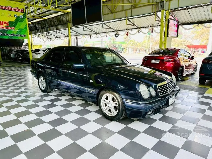 1996 Mercedes-Benz E230 Elegance Sedan