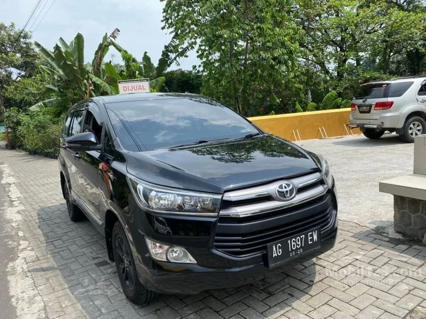 Jual Mobil Toyota Kijang Innova 2020 G 2.4 di Jawa Timur Automatic MPV Hitam Rp 390.000.000
