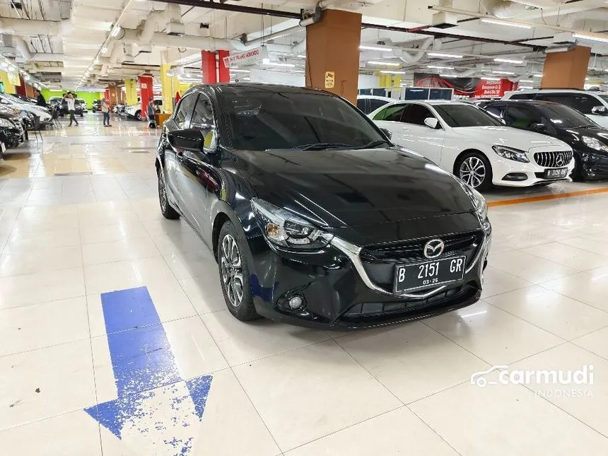 2015 Mazda 2 R Hatchback