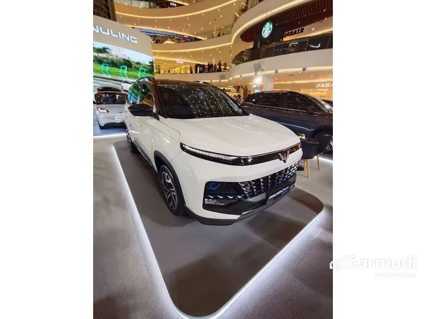 2024 Wuling Almaz RS Hybrid Wagon