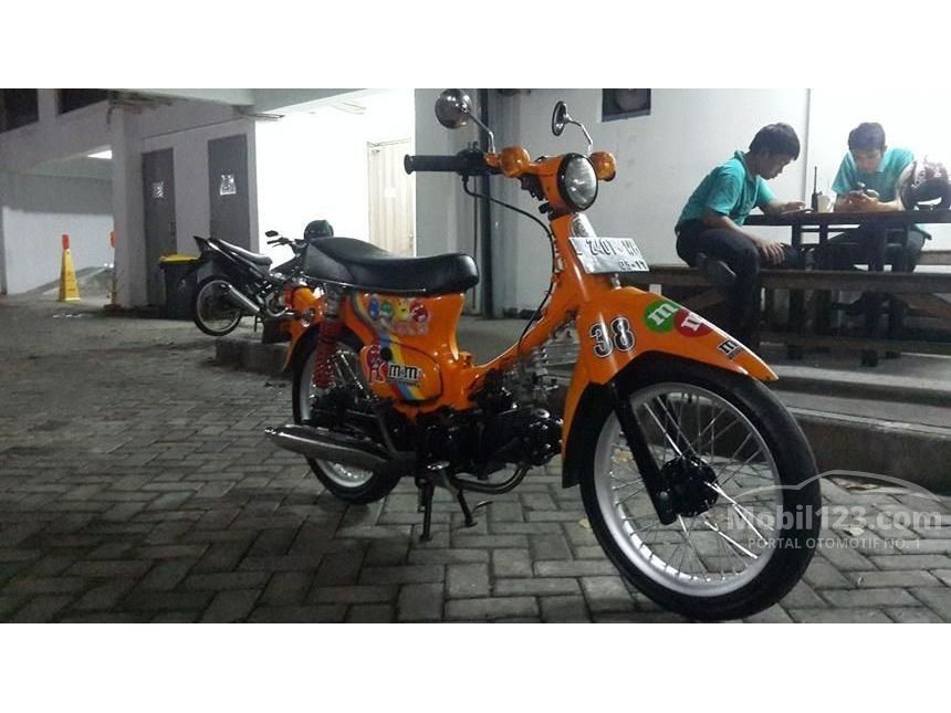 Jual Motor Honda Legenda 2001 0.1 di Jawa Timur Manual Orange Rp 5.000.