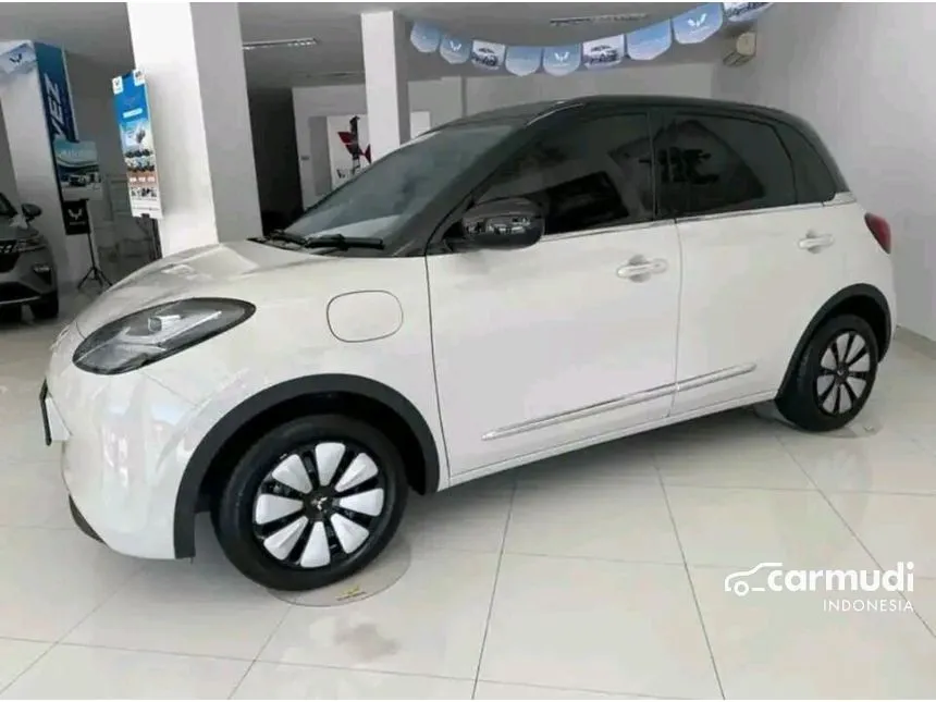 2024 Wuling Binguo EV Premium Range Hatchback