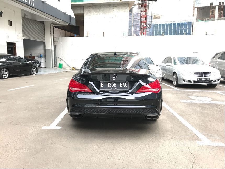 Jual Mobil  Mercedes Benz CLA200 2019 Sport  1 6 di DKI 