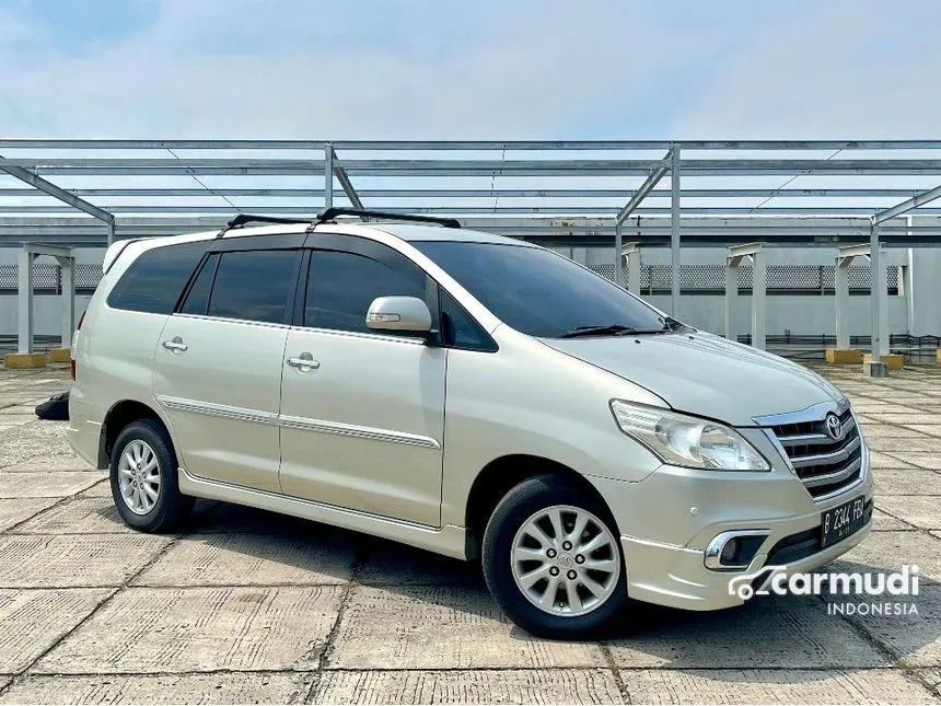 2013 Toyota Kijang Innova V Luxury MPV