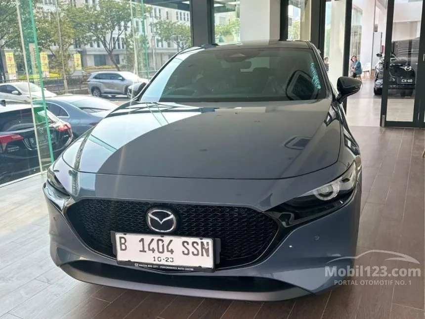 Jual Mobil Mazda 3 2024 SKYACTIV