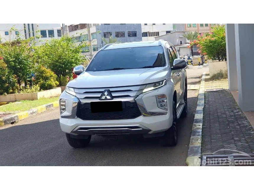 2023 Mitsubishi Pajero Sport Dakar 4x2 SUV