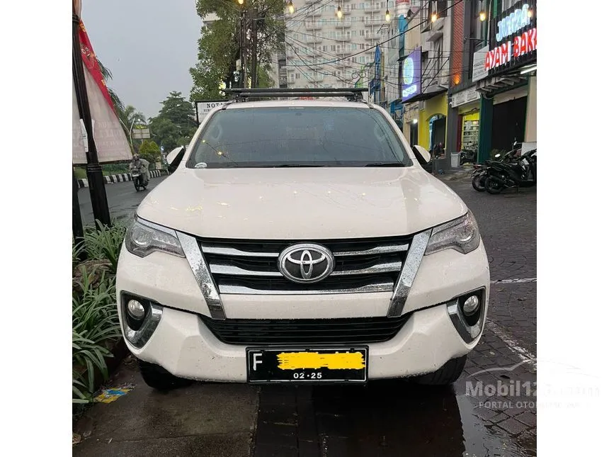 Jual Mobil Toyota Fortuner 2020 VRZ 2.4 di Jawa Barat Automatic SUV Putih Rp 385.000.000
