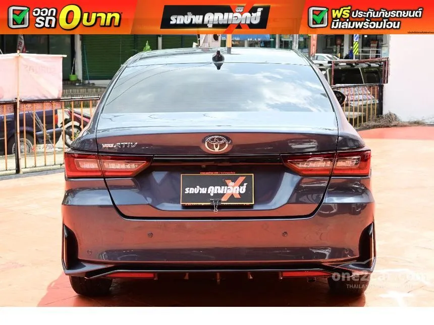2022 Toyota Yaris Ativ Premium Luxury Sedan