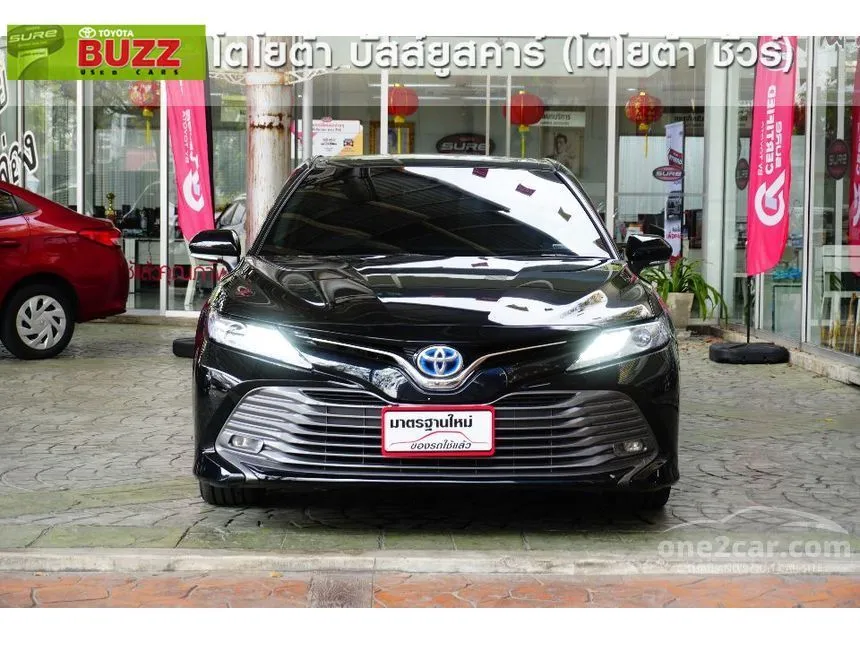 2019 Toyota CAMRY Hybrid Sedan