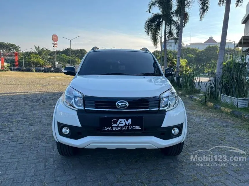 2017 Daihatsu Terios R Custom SUV
