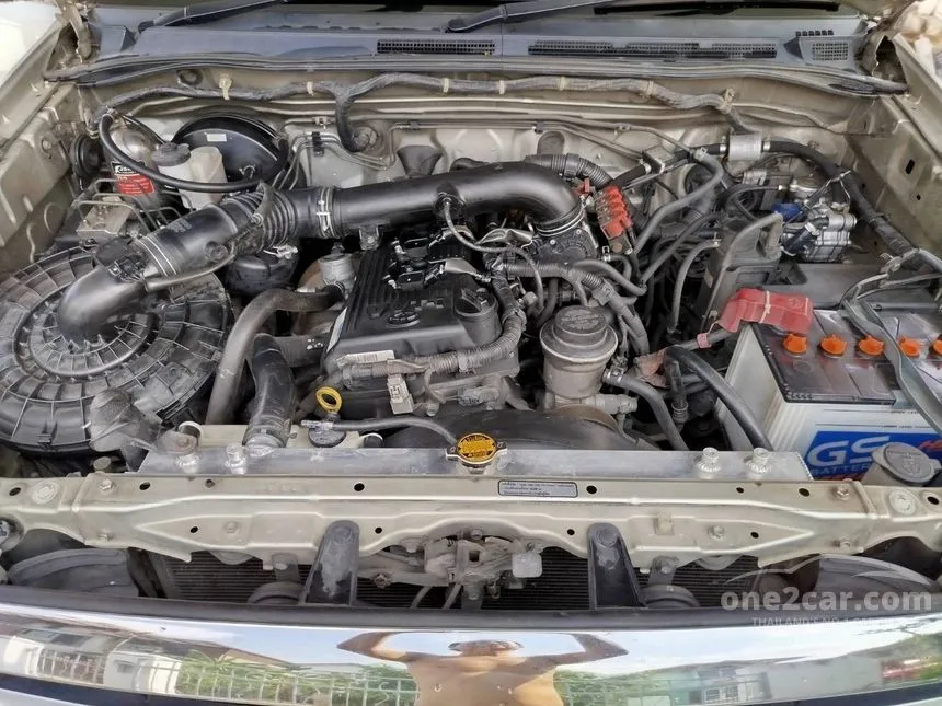 2005 Toyota FORTUNER V SUV