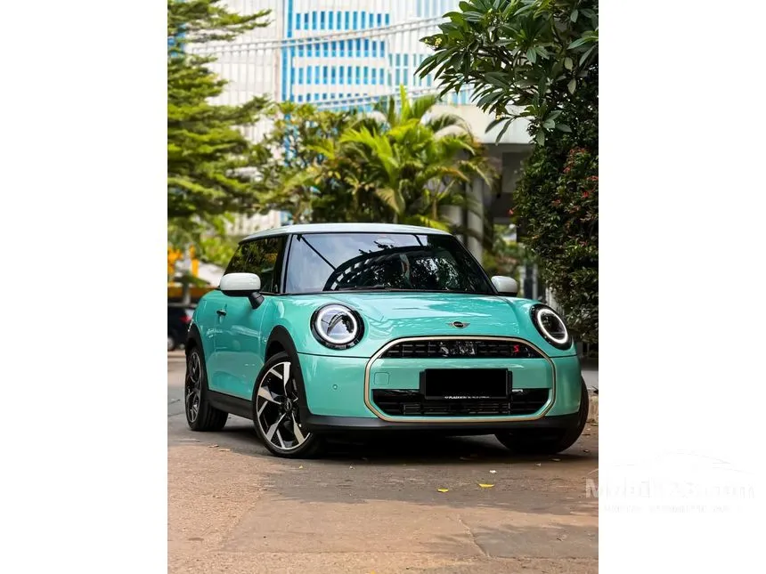 2024 MINI Cooper S 3 Door Hatchback