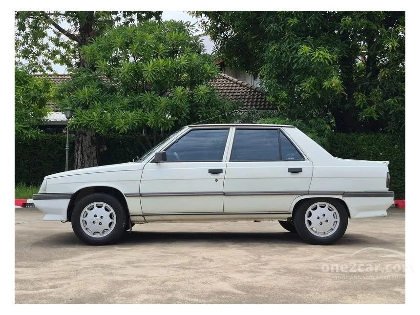 1992 Renault R-19 TXE Sedan