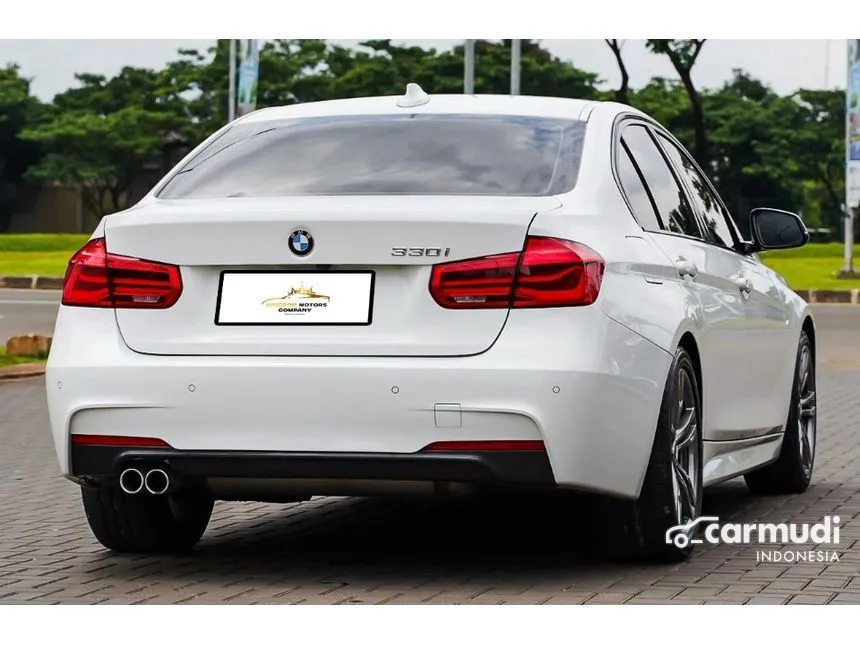 2019 BMW 330i Sport Shadow Edition Sedan