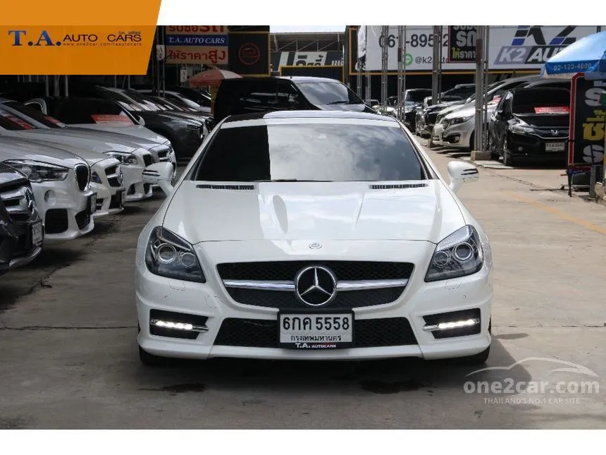 2015 Mercedes-Benz SLK200 AMG Carbon Look BlueEFFICIENCY Convertible