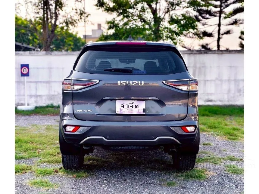 2022 Isuzu MU-X Ultimate SUV