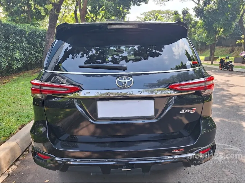 2023 Toyota Fortuner GR Sport 4X2 SUV