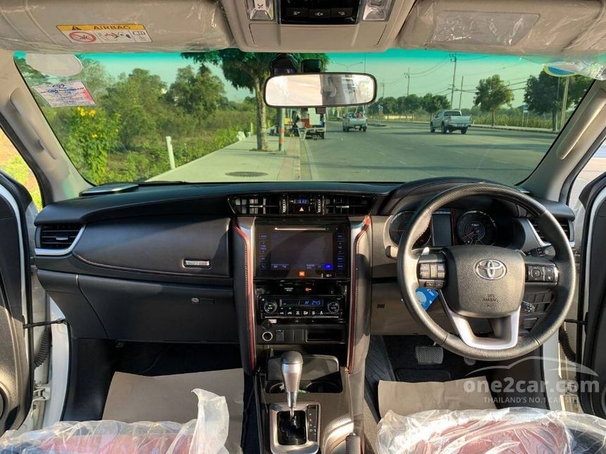 Toyota Fortuner 2019 V 2.4 in กรุงเทพและปริมณฑล Automatic SUV สีขาว for ...