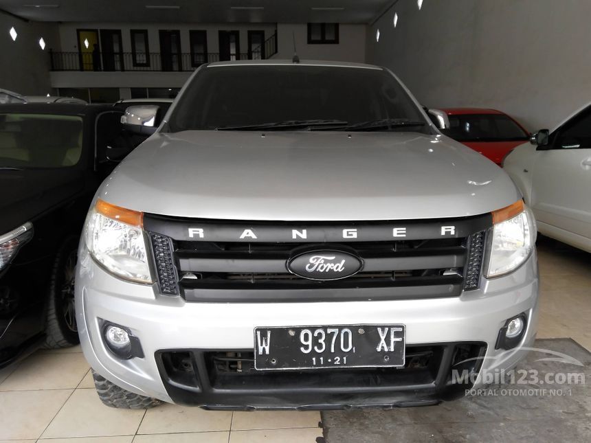 Jual Mobil  Ford  Ranger 2012 XLT 2 2 di Jawa Timur  Manual 