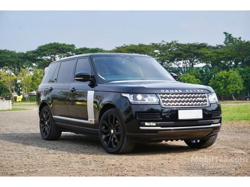 2015 Land Rover Range Rover Vogue SUV