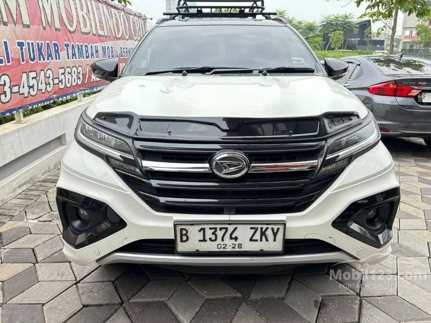Jual Mobil Daihatsu Terios 2022 R Deluxe 1.5 di Jawa Barat Automatic SUV Putih Rp 230.000.000