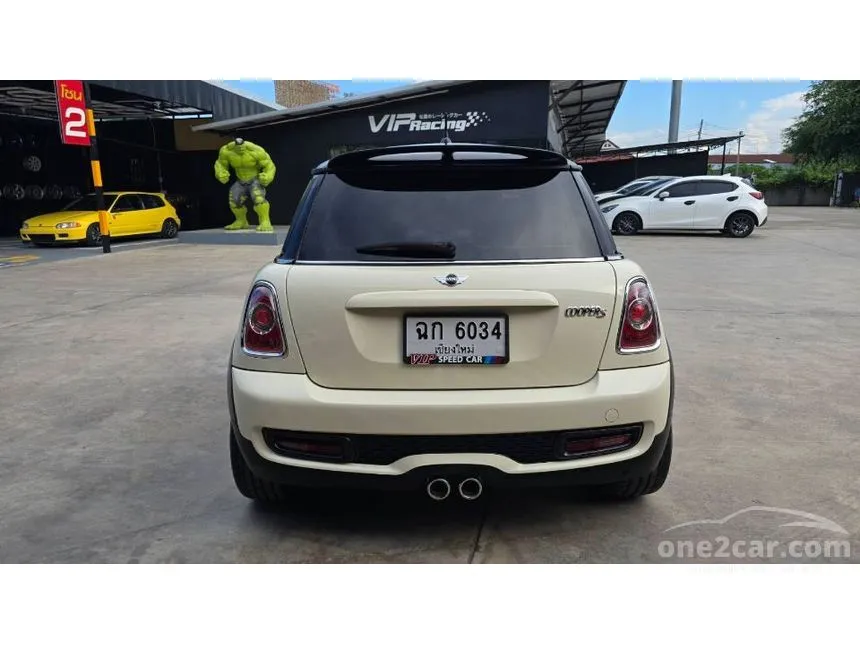 2011 Mini COOPER S Look 1 Hatchback