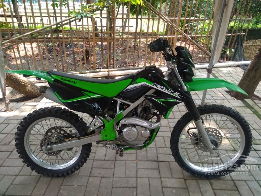 Jual Motor Kawasaki Klx 2014 150 Manual 0 1 Di Jawa Barat Manual Others Hijau Rp 17 700 000 5396446 Mobil123 Com