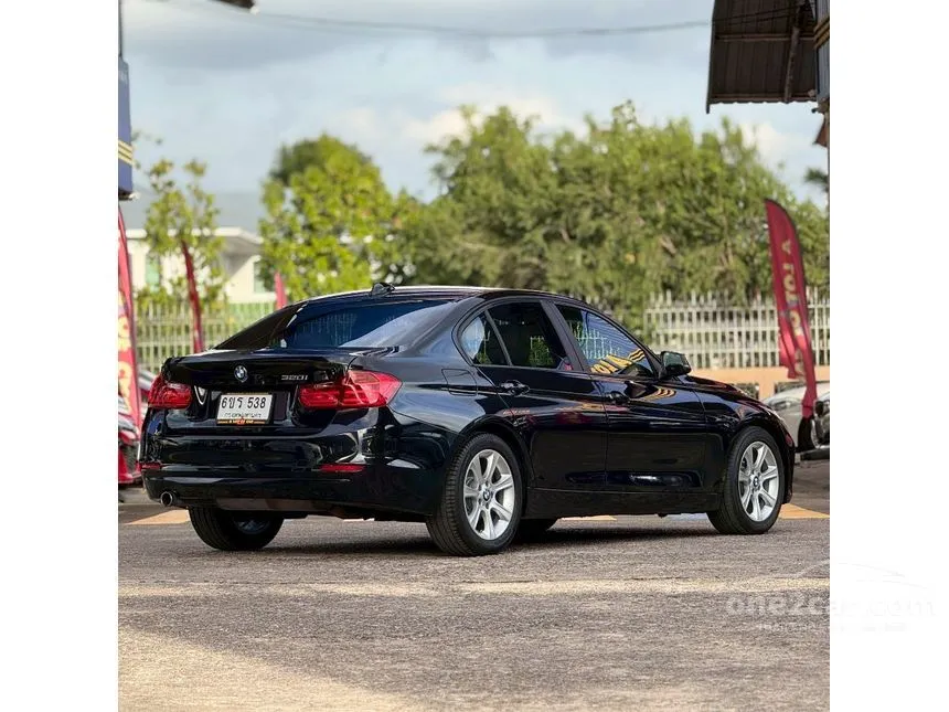 2015 BMW 320i Sedan