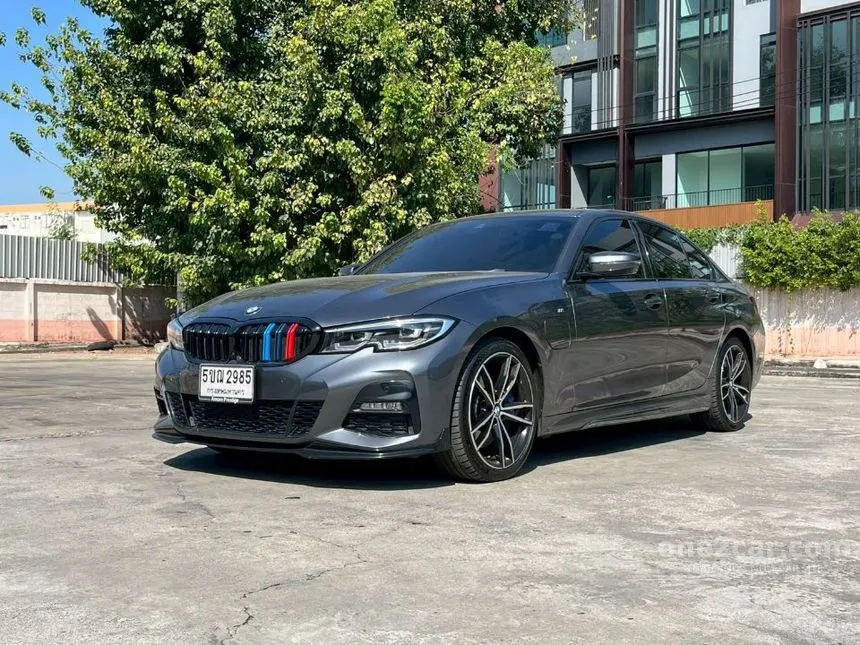 2020 BMW 330e M Sport Sedan