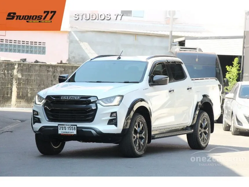 2022 Isuzu D-MAX Vcross ZP Cab-4 Pickup