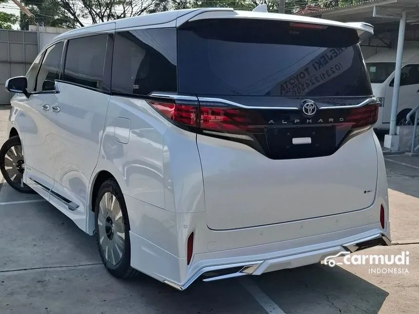 2024 Toyota Alphard HEV Modellista MPV